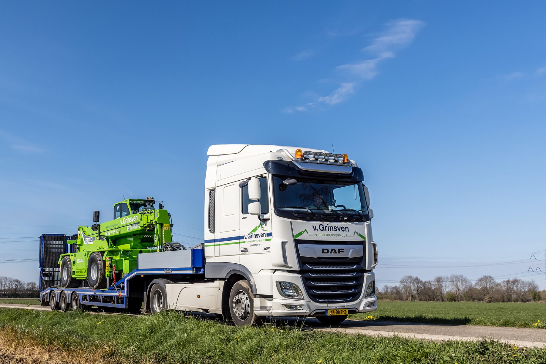 Sfeerfoto - Merlo verreiker op DAF vrachtwagen